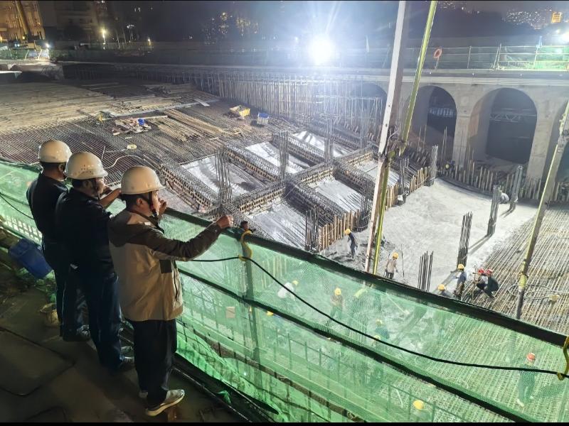 党旗引领攻坚 提速提质建设--五里墩大桥拆除重建项目顺利完成斜腿拱圈关键节点施工